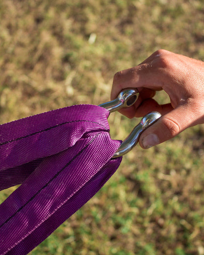 How to use a slackline - slackline sling and shackle - how to slackline